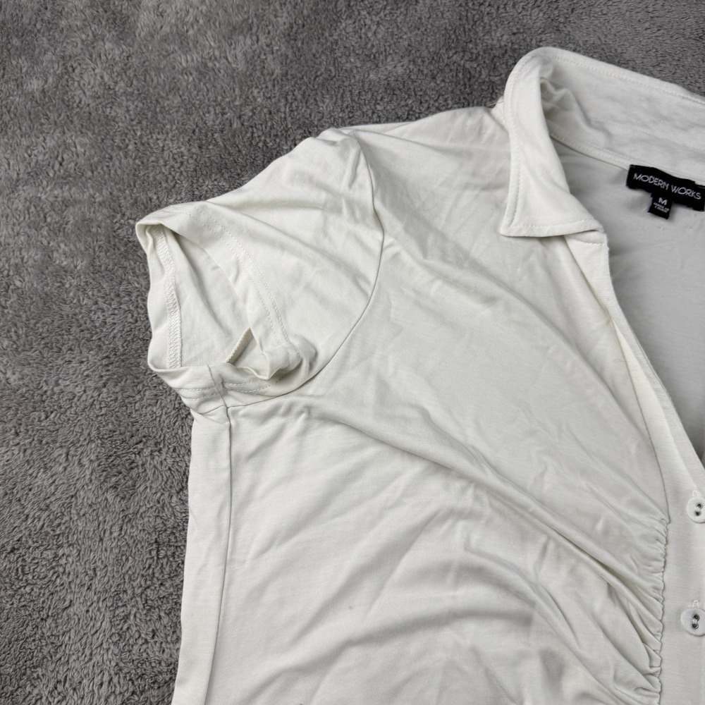 MODERN WORKS Ruched Fitted Short Sleeve Button Up Shirt Womens Medium White - Picture 4 of 13